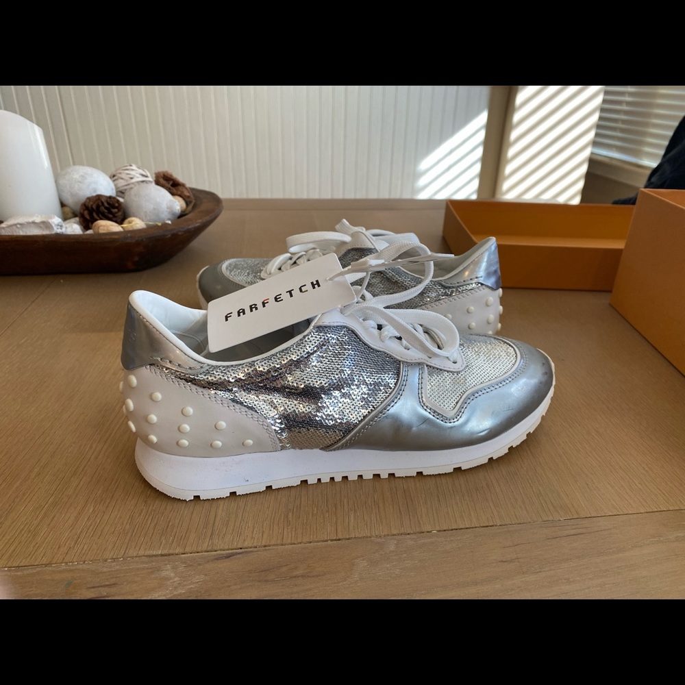 Tods Sportivo Silver Sequin sneakers sz 40 NWB
